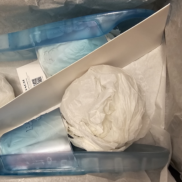 Coach Ulyssa Rubber slide size 8 - Picture 6 of 6